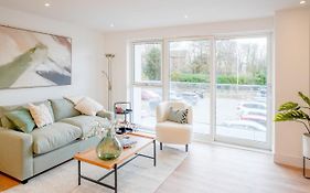 39 Teesra House
